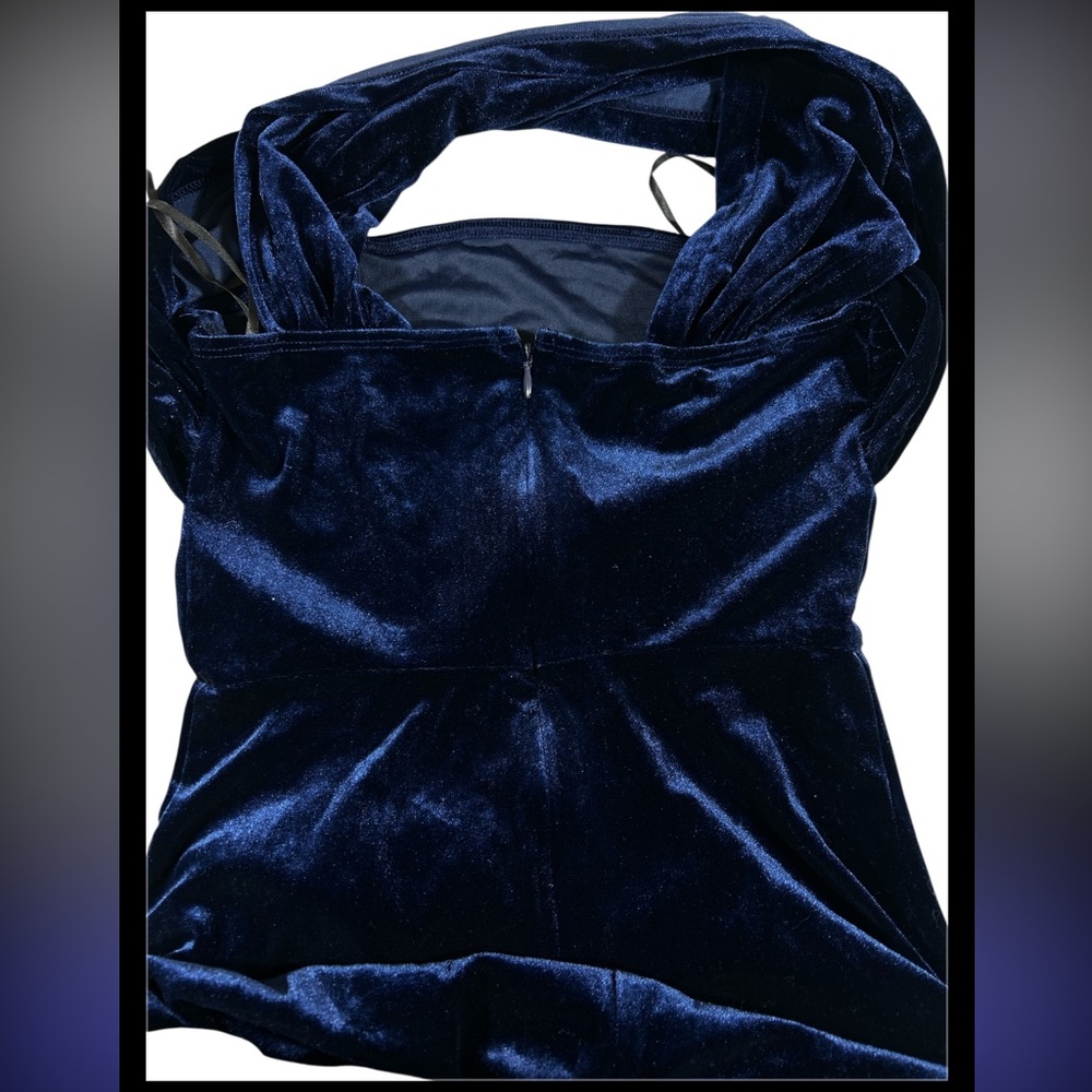 Midnight Blue Velvet Gala Gown - Elegant Off-the-Shoulder‎ Silhouette - Picture 6 of 7